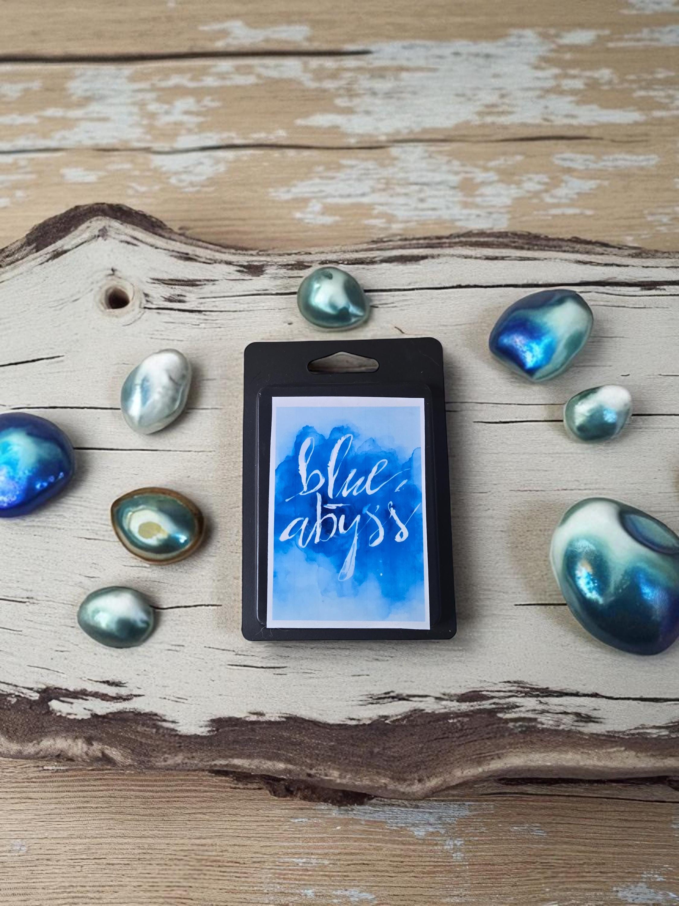 Blue Abyss Wax Melt | Pear Water + Soft Vanilla Drift | Clean Ocean Musk Scent