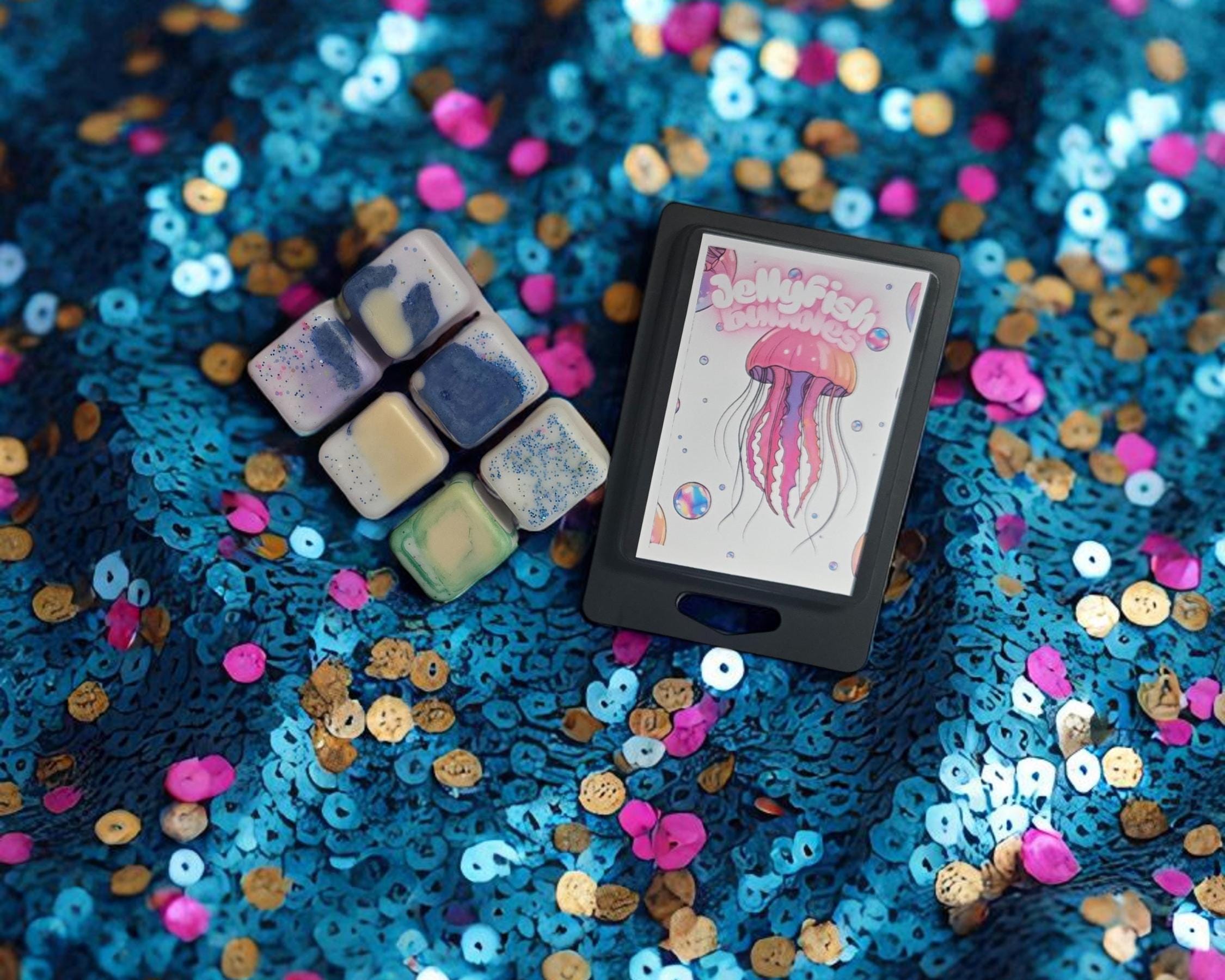 Jellyfish Bubbles Wax Melt | Almond, Apricot, Mixed Berries. Leafy Greens
